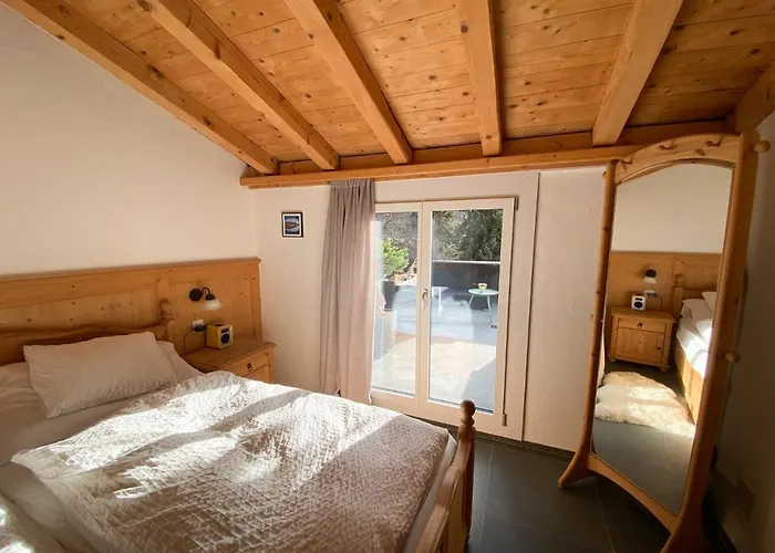 Mira Piz Signina - Wunderbare Dachwohnung Mit Blick In Berge *